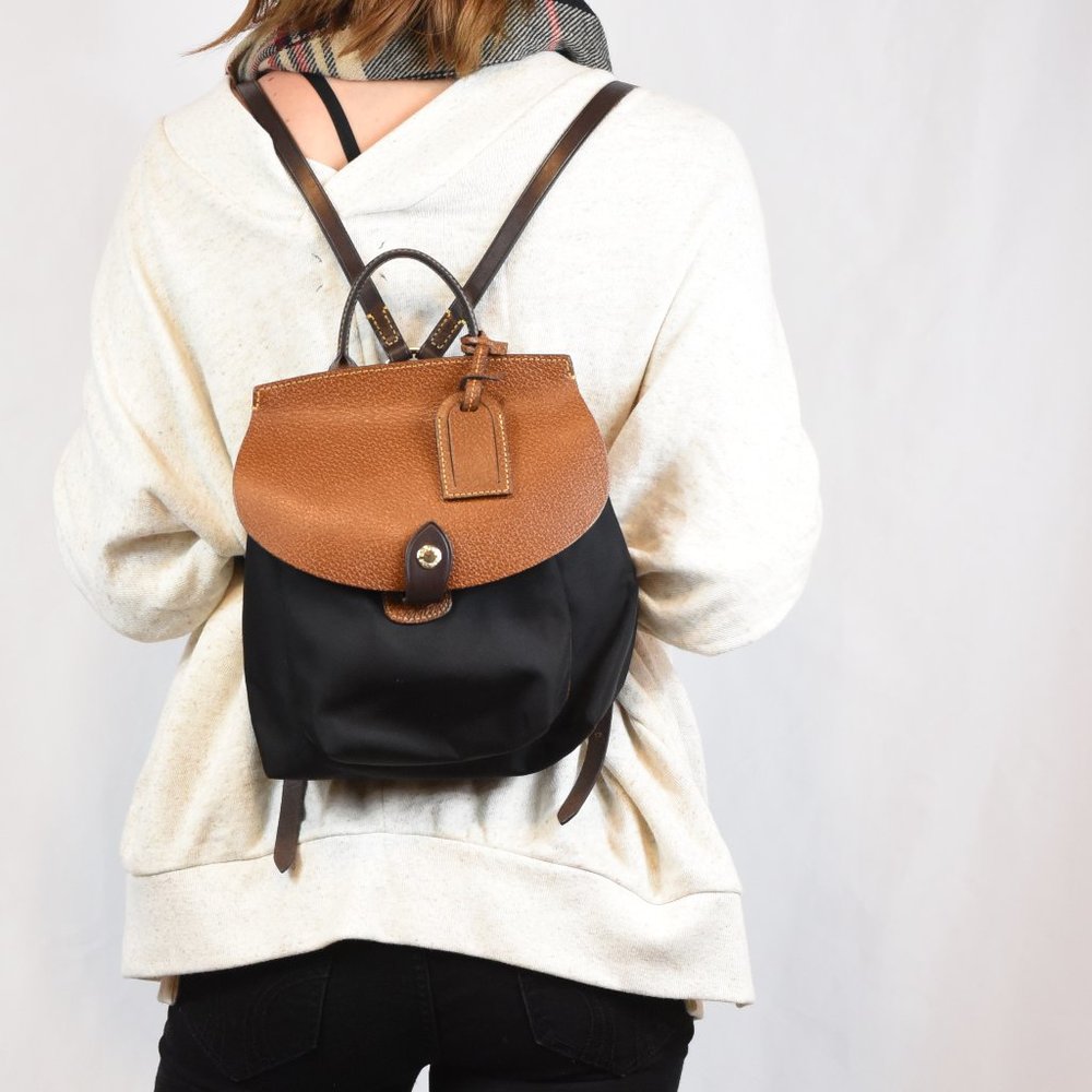 Rare Vintage Dooney & Bourke Backpack - Picture 1 of 16